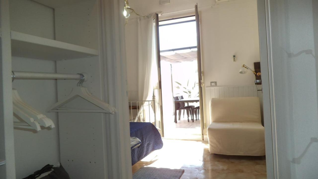 Holiday Rooms Ninfa Avola Exterior foto